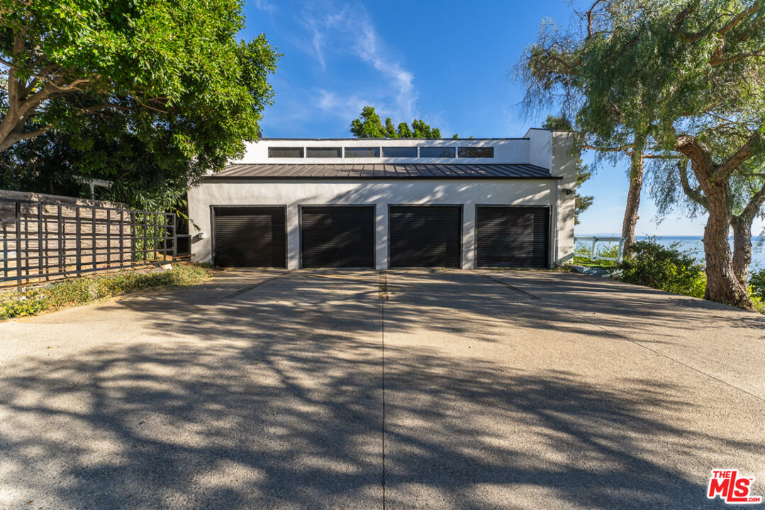 31518 Anacapa View Drive Malibu, CA 90265 - Photo 33 of 75