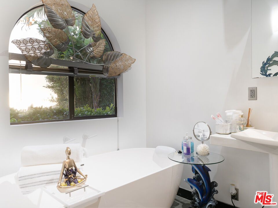 31518 Anacapa View Drive Malibu, CA 90265 - Photo 43 of 75