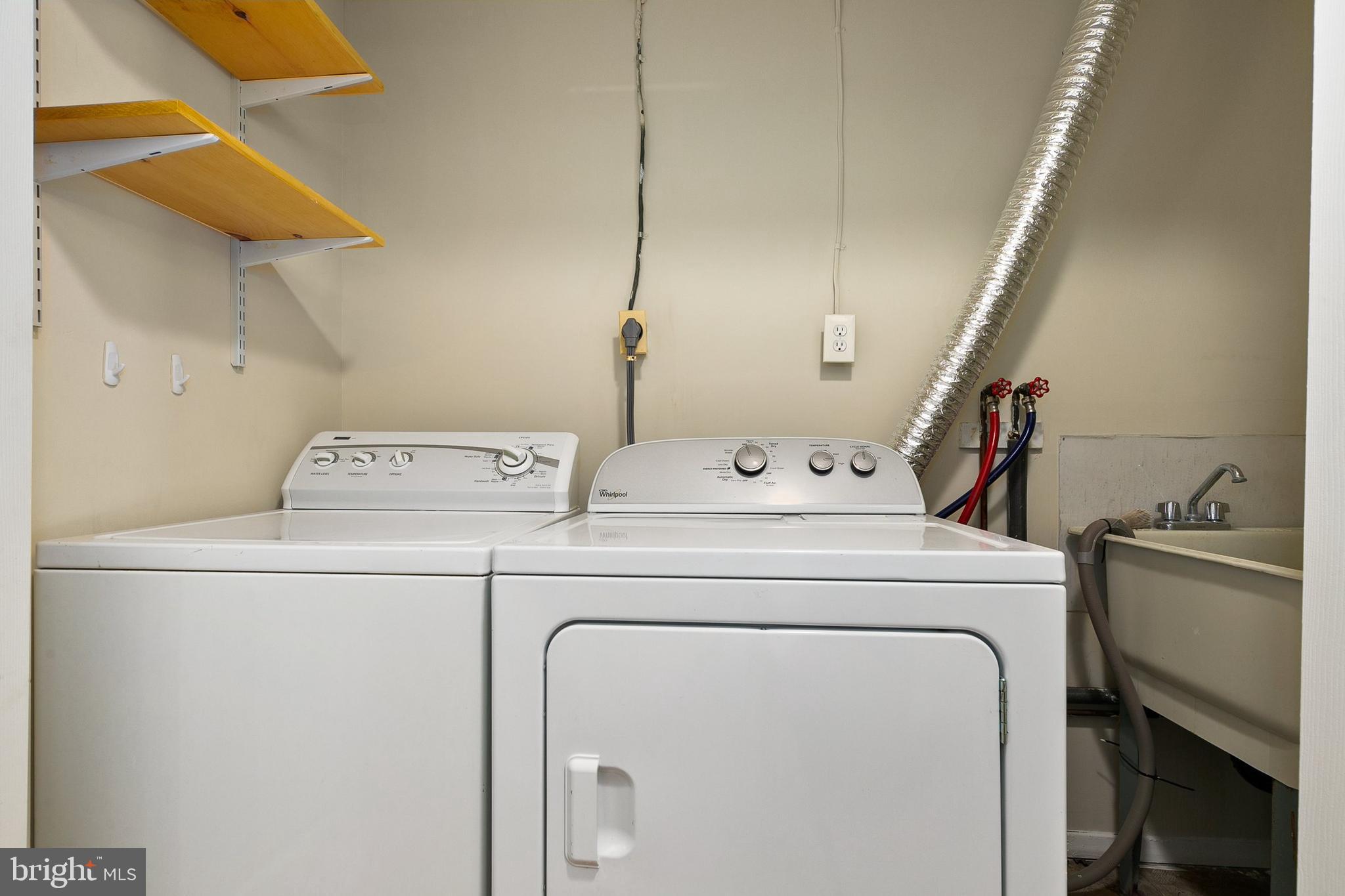 7383 Hickory Log Circle Columbia, MD 21045 - Photo 33 of 39