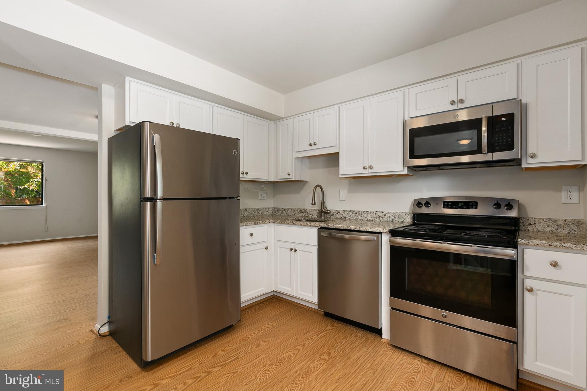 7383 Hickory Log Circle Columbia, MD 21045 - Photo 7 of 39