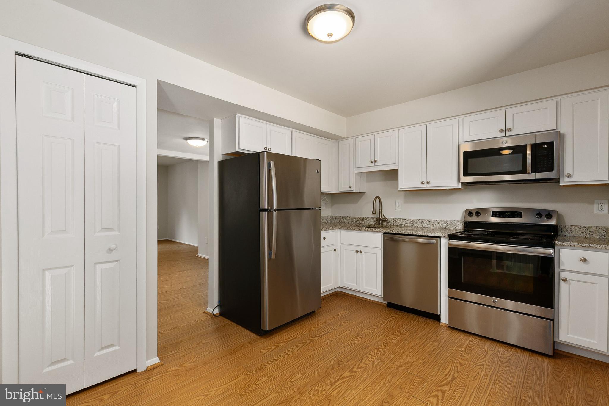 7383 Hickory Log Circle Columbia, MD 21045 - Photo 8 of 39