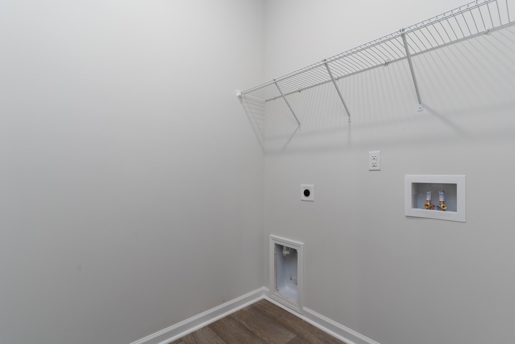 162 William Clark Boulevard Santee, SC 29142 - Photo 24 of 33 laundry room