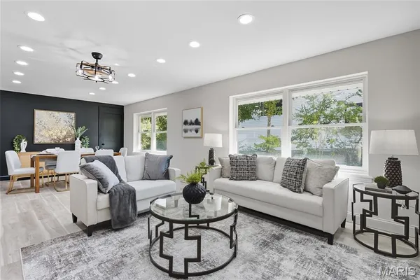 $675,000 | 406 Meyer Avenue, St. Louis, MO 63122
