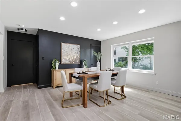 $675,000 | 406 Meyer Avenue, St. Louis, MO 63122