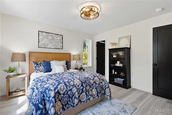 $675,000 | 406 Meyer Avenue, St. Louis, MO 63122