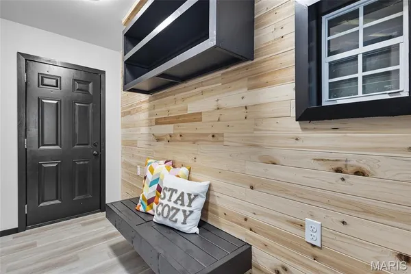 $675,000 | 406 Meyer Avenue, St. Louis, MO 63122