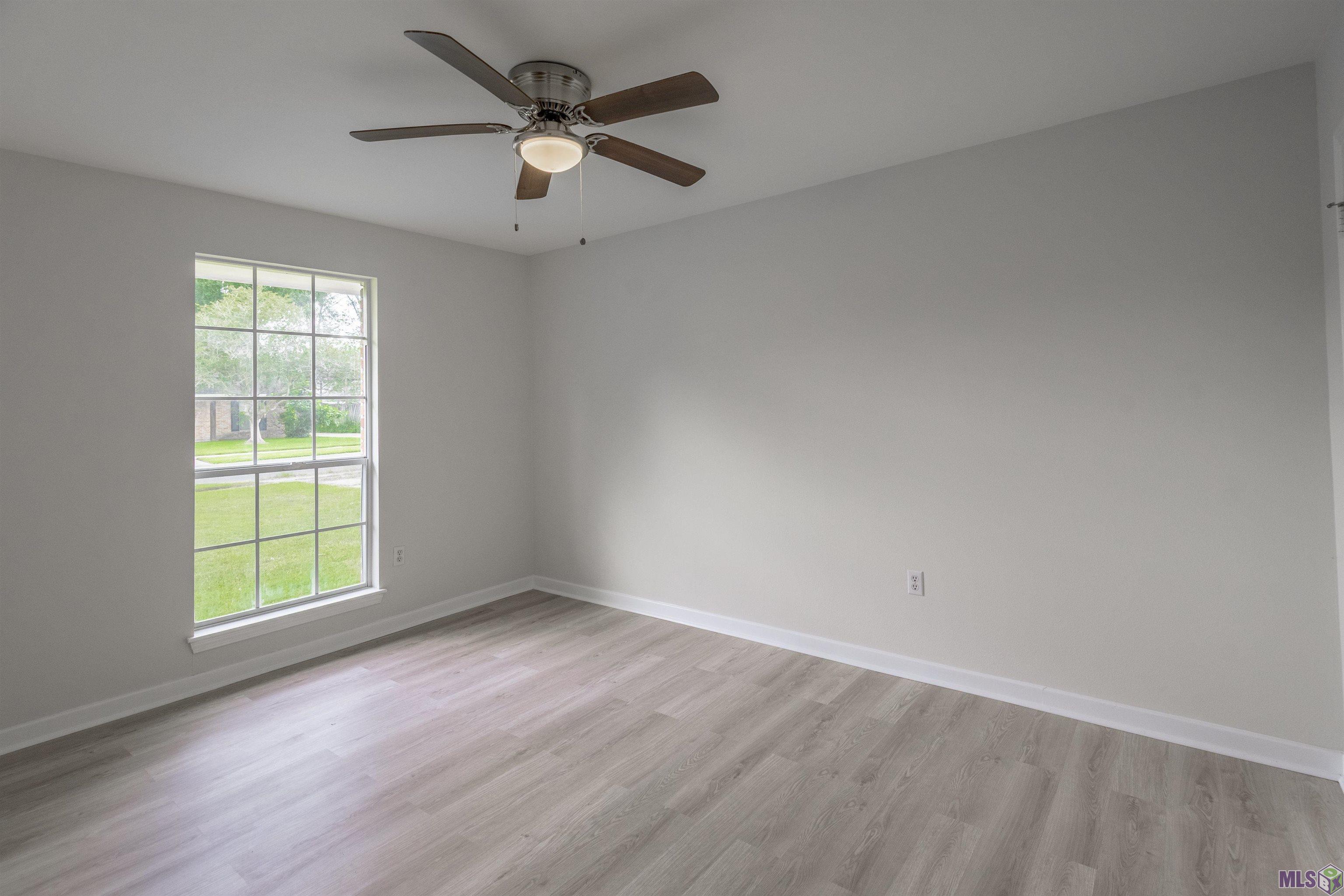 10647 Rondo Avenue Baton Rouge, LA 70815 - Photo 7 of 17