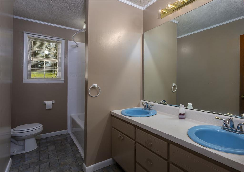 3377 Oak Hill Road Dayton, TN 37321 - Photo 16 of 26 16