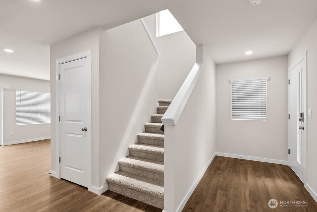 3813 194th Place Southeast Bothell, WA 98012 - Photo 2 of 24