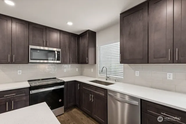 $1,174,995 | 3813 194th Place Southeast, Bothell, WA 98012