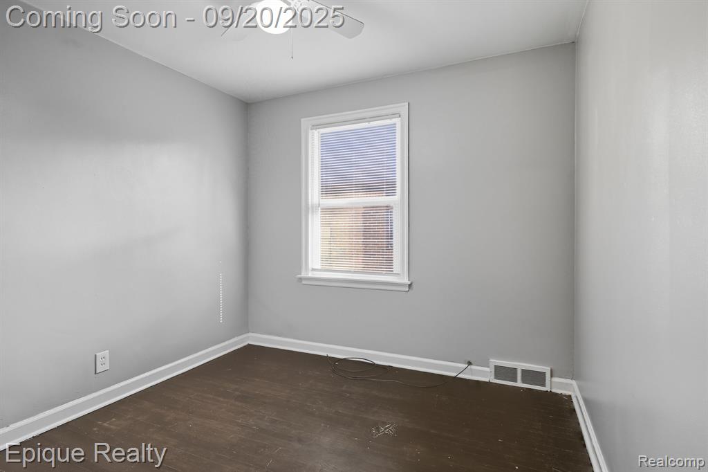 20201 Stratford Road Detroit, MI 48221 - Photo 18 of 25