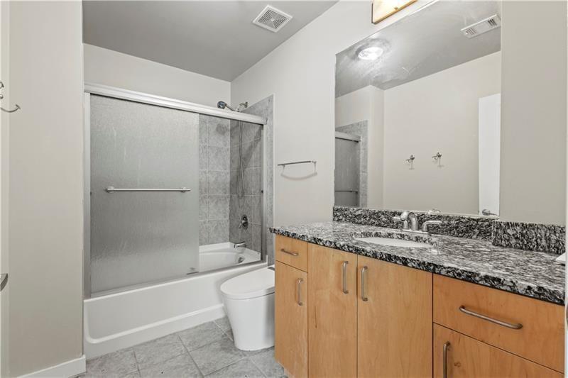 250 Pharr Road Northeast, Unit 208 Atlanta, GA 30305 - Photo 13 of 40