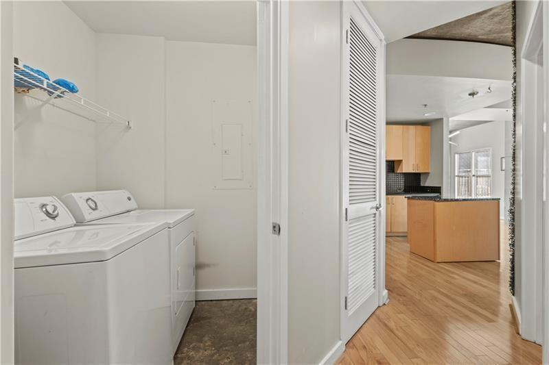 250 Pharr Road Northeast, Unit 208 Atlanta, GA 30305 - Photo 18 of 40