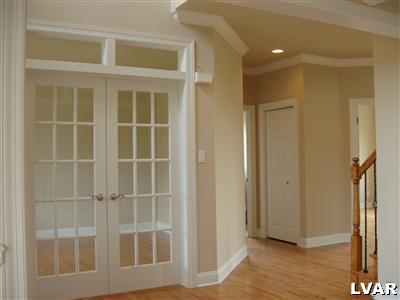 1445 Fox Run Road Easton, PA 18040 - Photo 7 of 22 Gallery Image 7