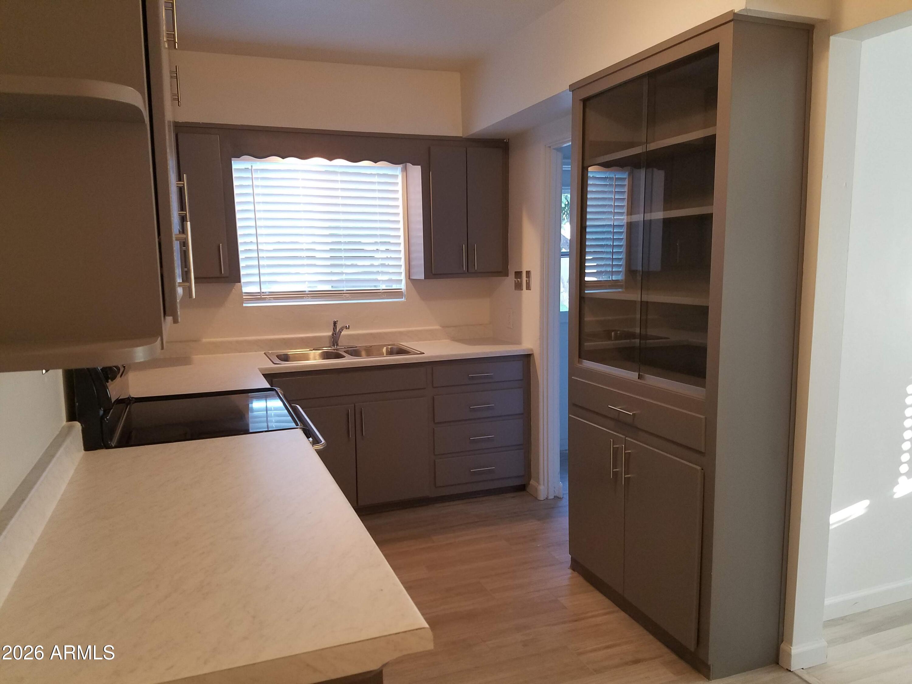 814 East Lamar Road Phoenix, AZ 85014 - Photo 3 of 15 20201113_075550