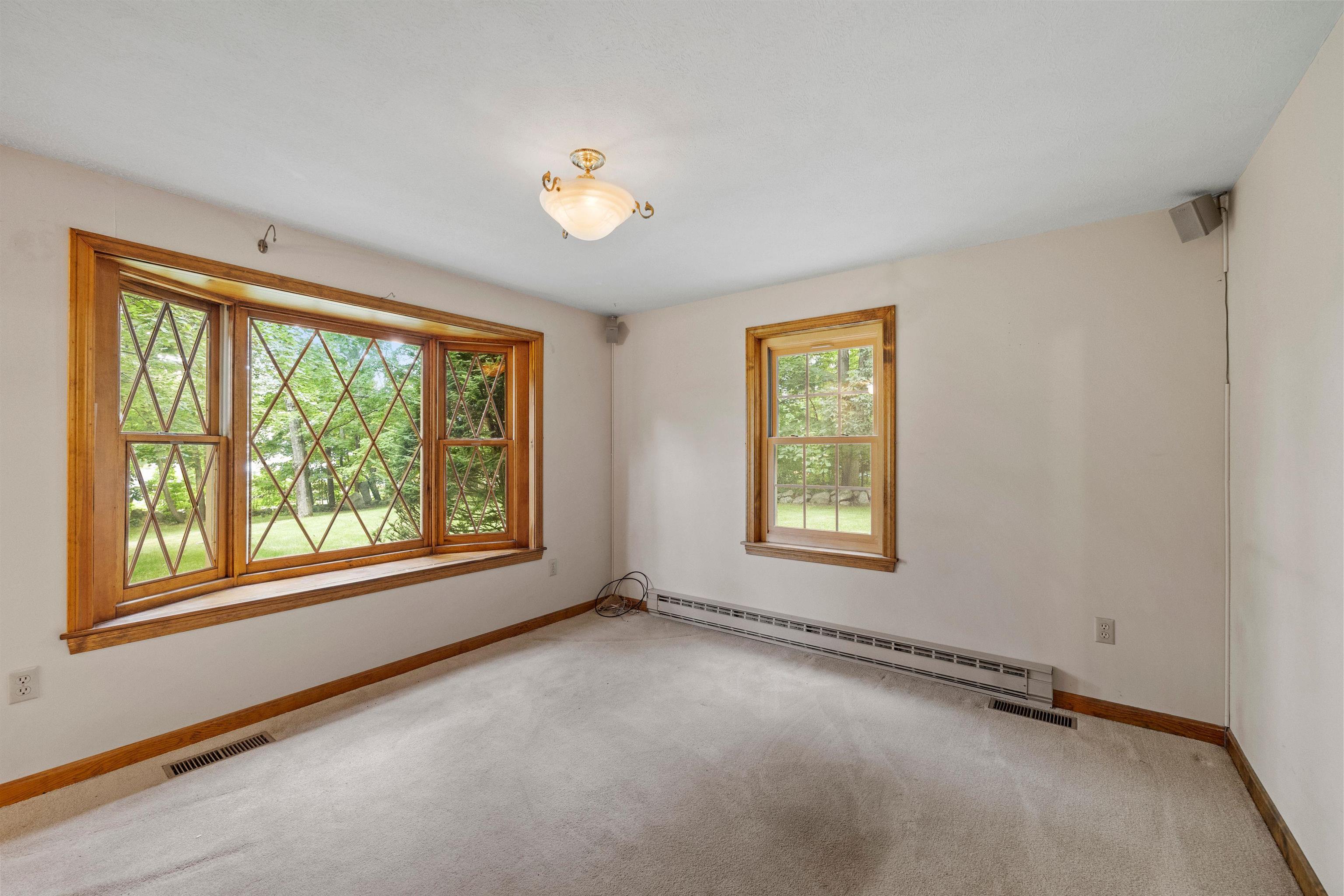 108 Christian Hill Road Amherst, NH 03031 - Photo 8 of 40