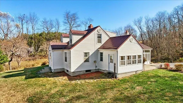 $310,000 | 290 Crickett Lane, Pearisburg, VA 24134