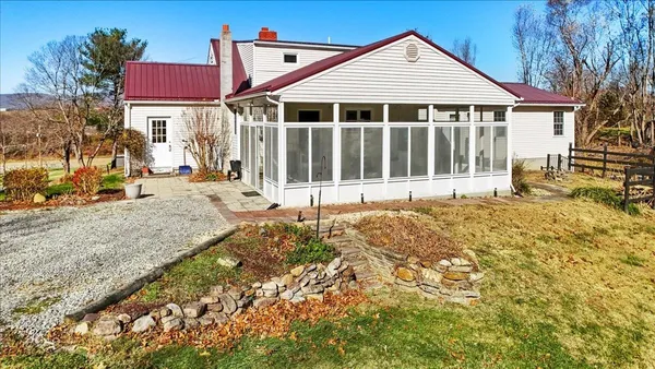 $310,000 | 290 Crickett Lane, Pearisburg, VA 24134