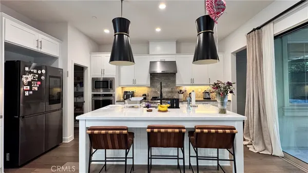 $1,750 | 75 Granite Knoll, Irvine, CA 92602