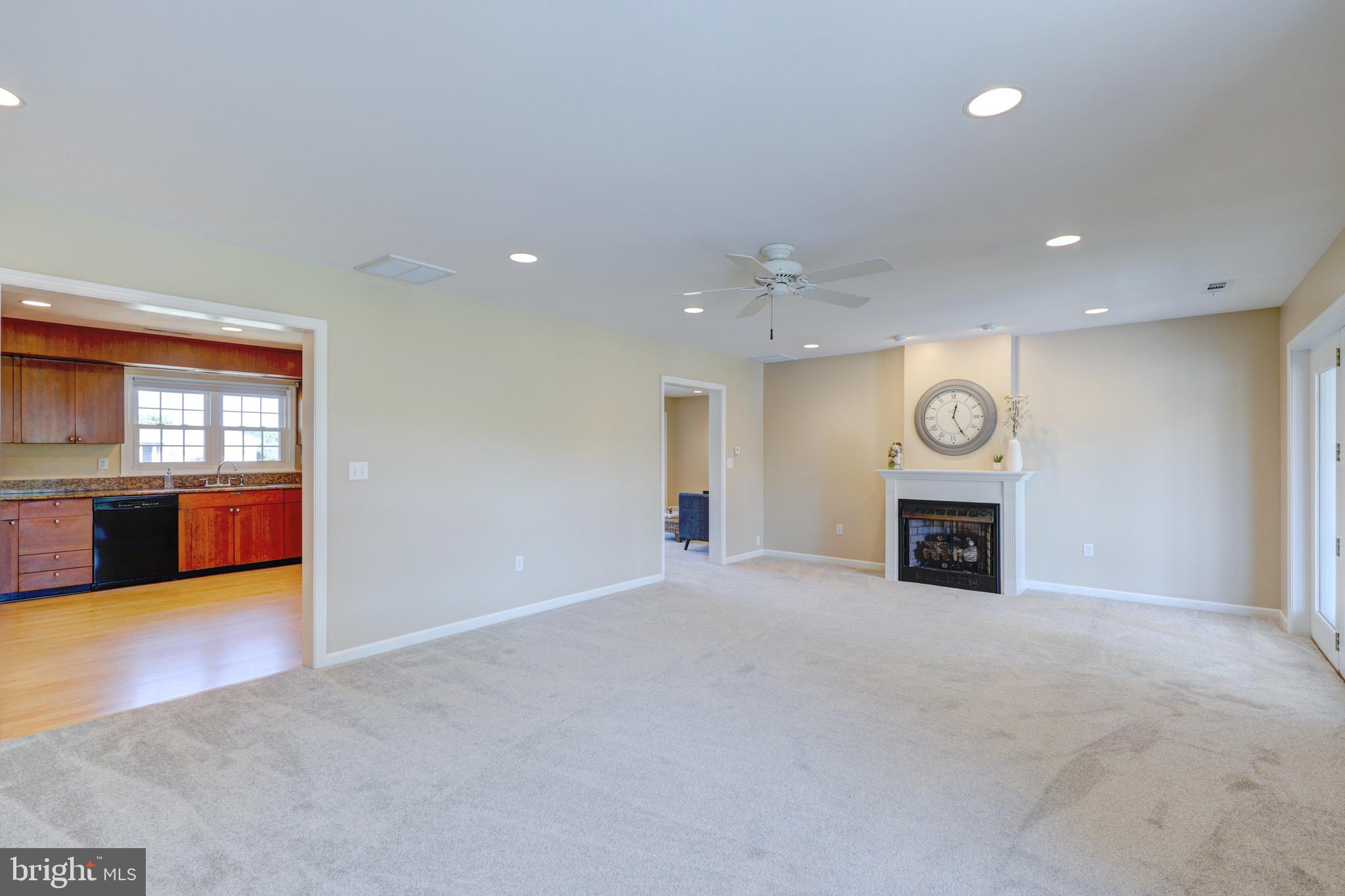 10042 Friendship Road Berlin, MD 21811 - Photo 18 of 53 Family Room