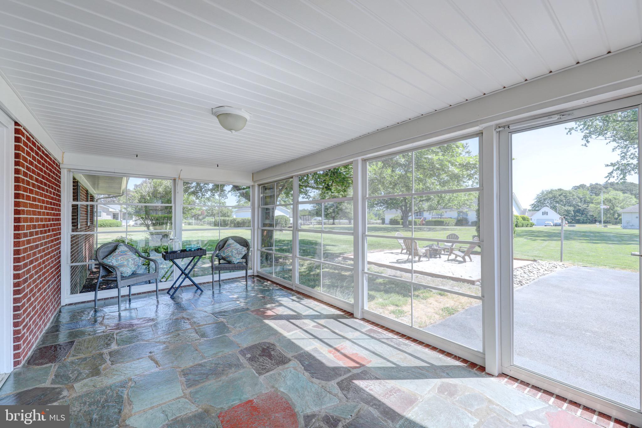 10042 Friendship Road Berlin, MD 21811 - Photo 33 of 53 Sun Porch/3 Season Room