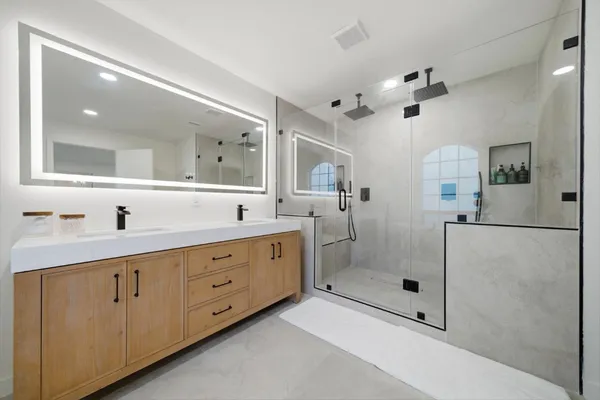 $3,595 | 5610 Court Of Lions Street, Houston, TX 77069