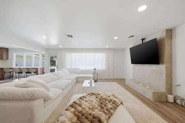 $3,595 | 5610 Court Of Lions Street, Houston, TX 77069