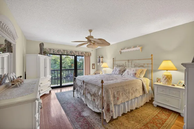 $695,000 | 2102 Fairway Drive South, Jupiter, FL 33477