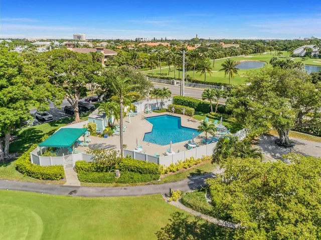 $695,000 | 2102 Fairway Drive South, Jupiter, FL 33477