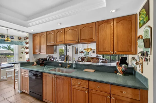 $695,000 | 2102 Fairway Drive South, Jupiter, FL 33477