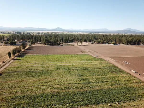 $325,000 | 27093 Lee Road, McArthur, CA 96056