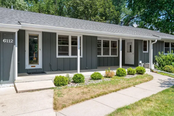 $725,000 | 6112 Jeffrey Lane, Edina, MN 55436