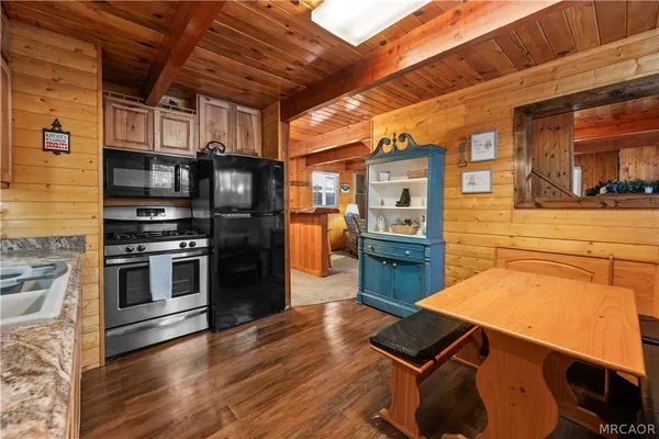 $329,000 | 727 Elysian Boulevard, Big Bear City, CA 92314