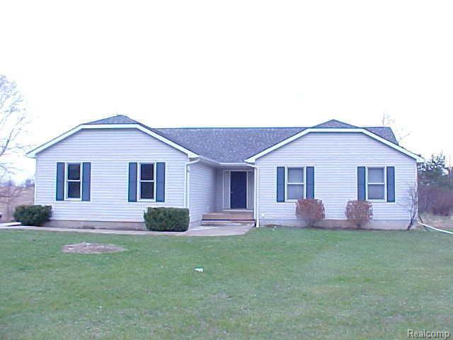 5011 North Fowlerville Road Fowlerville, MI 48836 - Photo 1 of 13 Exterior