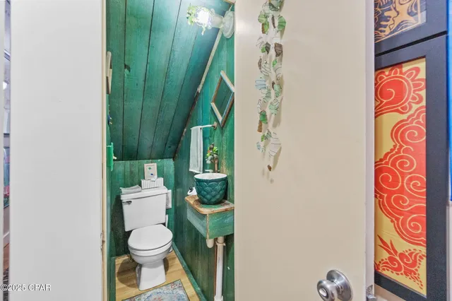 $595,000 | 1748 Georgia Street, Alford, FL 32420