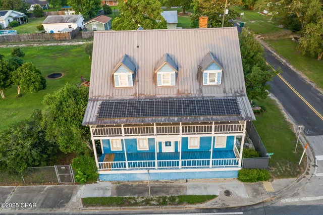 $595,000 | 1748 Georgia Street, Alford, FL 32420