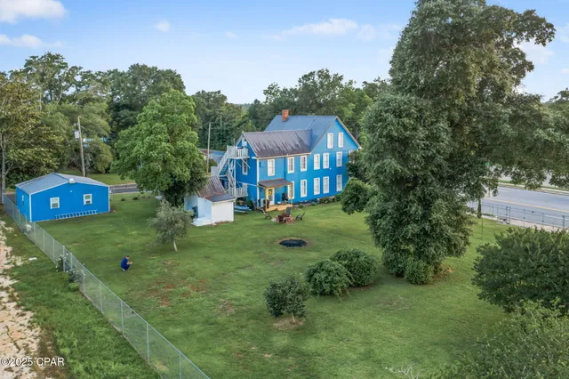 $595,000 | 1748 Georgia Street, Alford, FL 32420