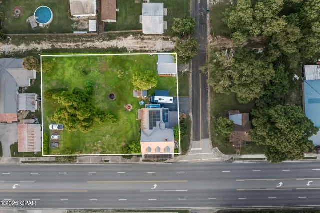 $595,000 | 1748 Georgia Street, Alford, FL 32420