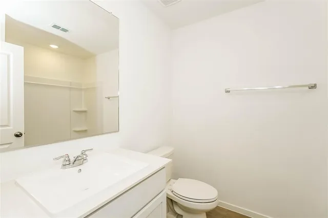 a view of a backyard with large garden