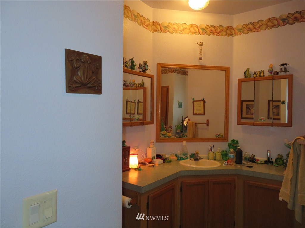 1834 North River Road Cosmopolis, WA 98537 - Photo 12 of 25 Gallery Image 12