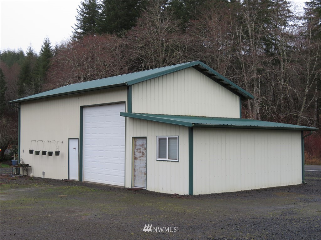 1834 North River Road Cosmopolis, WA 98537 - Photo 3 of 25 Gallery Image 3