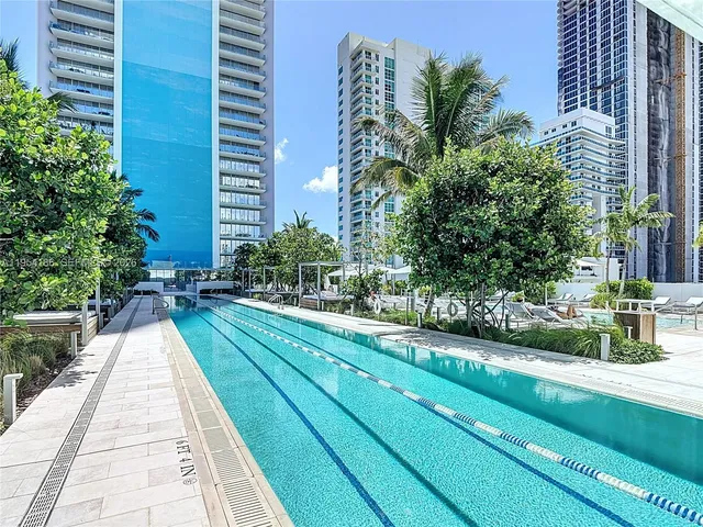 $789,000 | 700 Northeast 26th Terrace, Unit 2404, Miami, FL 33137