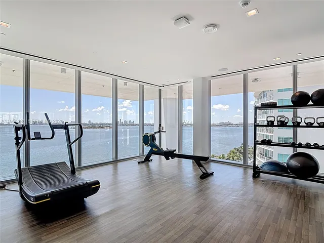 $789,000 | 700 Northeast 26th Terrace, Unit 2404, Miami, FL 33137