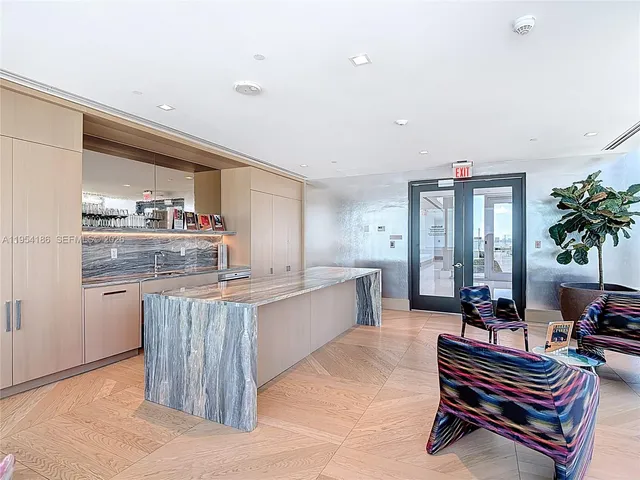 $789,000 | 700 Northeast 26th Terrace, Unit 2404, Miami, FL 33137