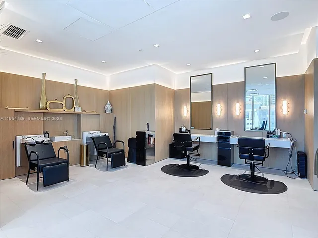 $789,000 | 700 Northeast 26th Terrace, Unit 2404, Miami, FL 33137