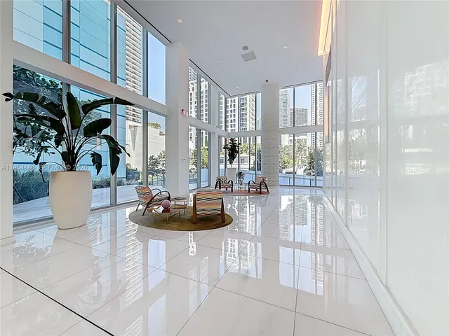 $789,000 | 700 Northeast 26th Terrace, Unit 2404, Miami, FL 33137