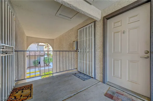 $170,000 | 2606 South Durango Drive, Unit 241, Las Vegas, NV 89117