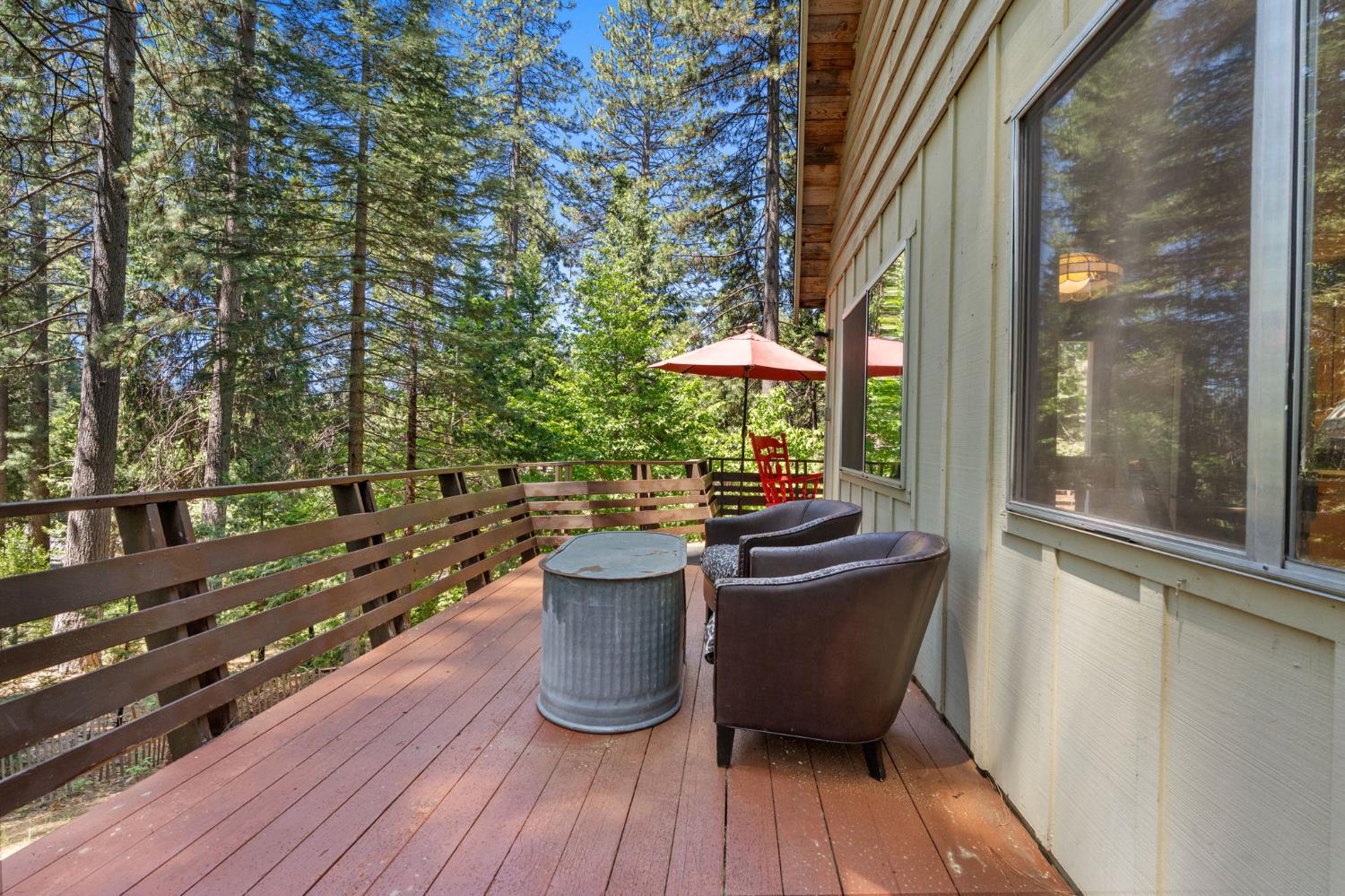 2238 Meadowview Road Arnold, CA 95223 - Photo 33 of 46 Upper Deck