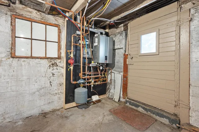 $169,995 | 133 Front Street, Old Town, ME 04468