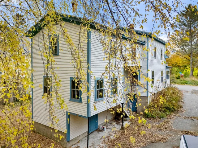 $169,995 | 133 Front Street, Old Town, ME 04468